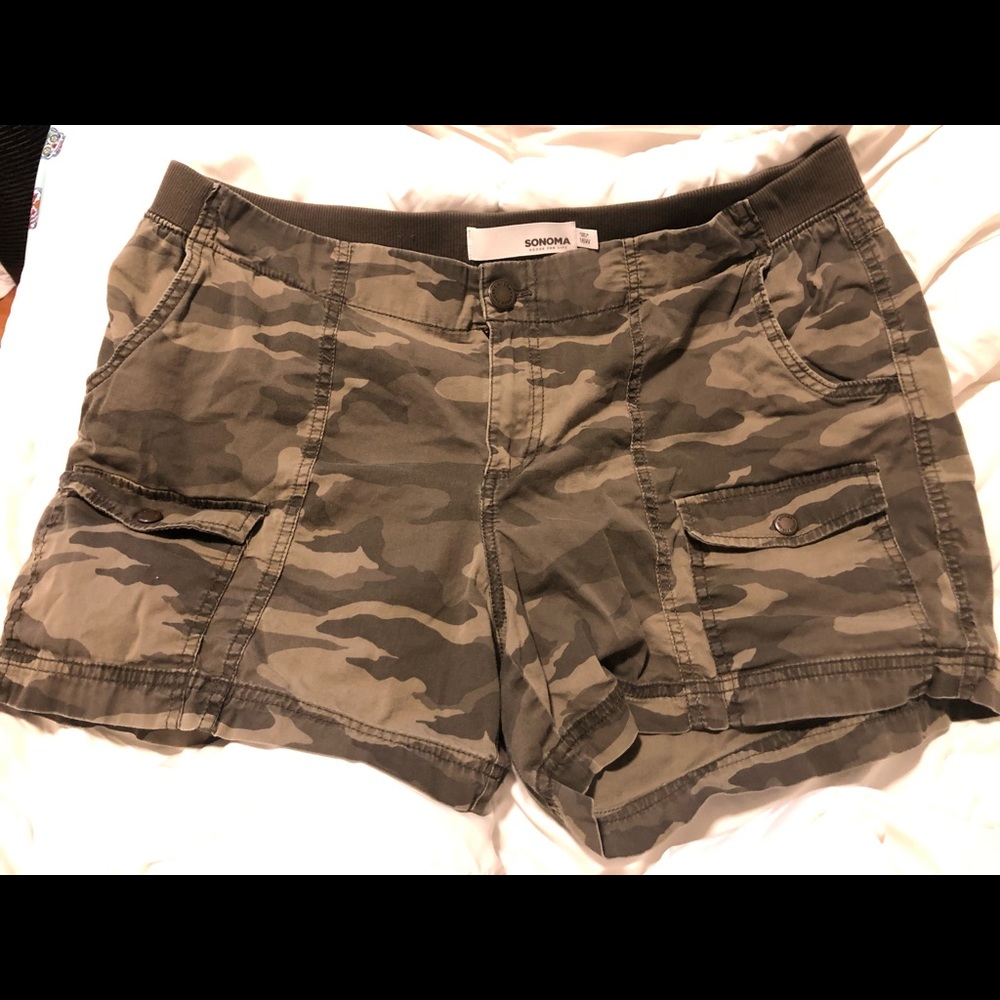 Sonoma Camo Shorts 16W